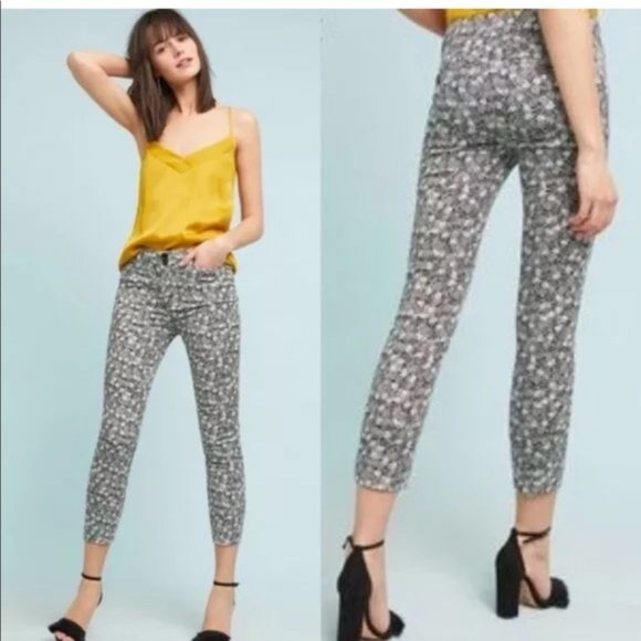 Anthropologie Pants - Anthropologie slim cropped pants